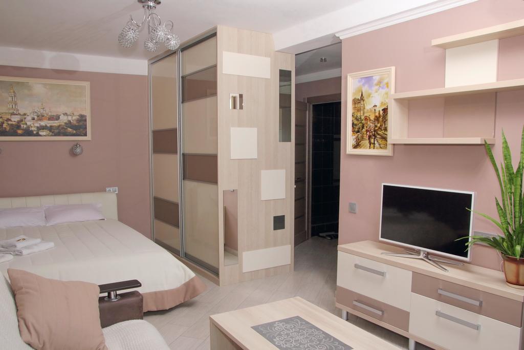 Apartment Obolonskiy Prospekt 31 Kiev Bagian luar foto